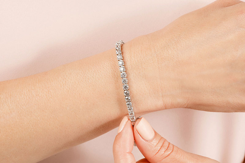 Nouveau Diamond Tennis Bracelet